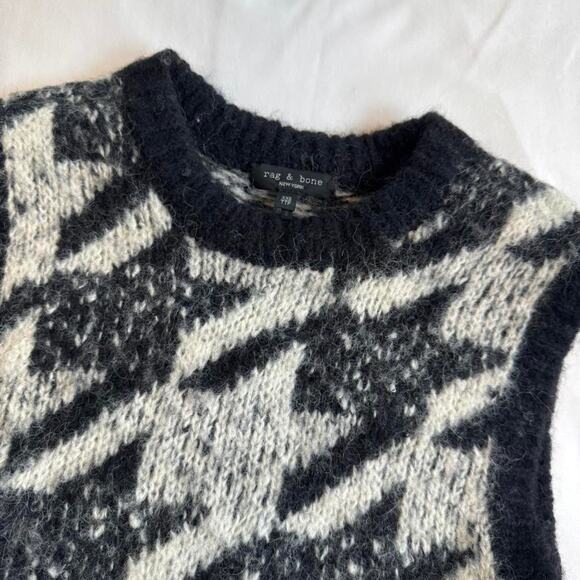 Rag and bone black and white houndstooth sweater vest - Picture 2 of 3